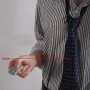 Gravata Espiã com Câmara Oculta e Controle por Vibração